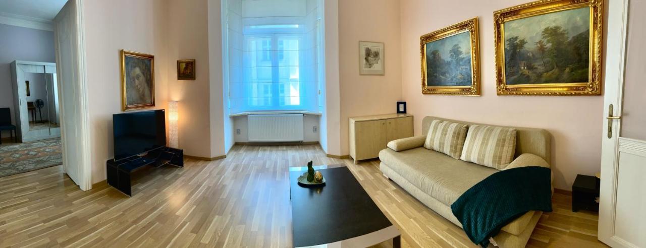 Super Old Town Apartment Praha Bagian luar foto